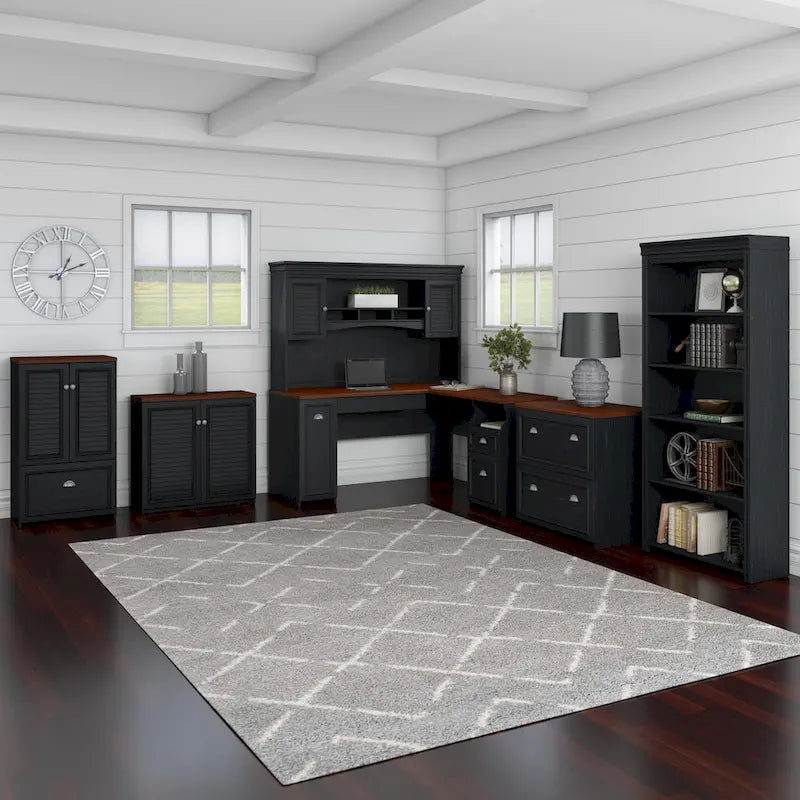 Bureau 60W Fairview avec huche, armoire et bibliothèque de Bush Furniture
