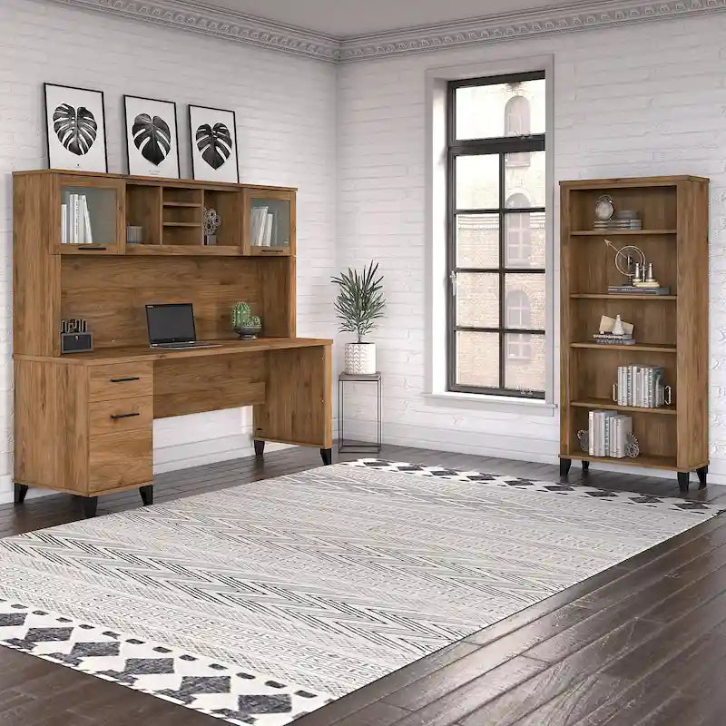Bureau de 72 po de large avec huche et bibliothèque à 5 étagères Somerset, gris cendré