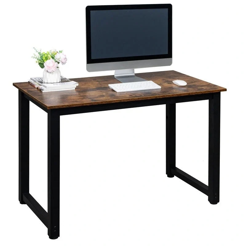 Bureau d'ordinateur en bois de style simple