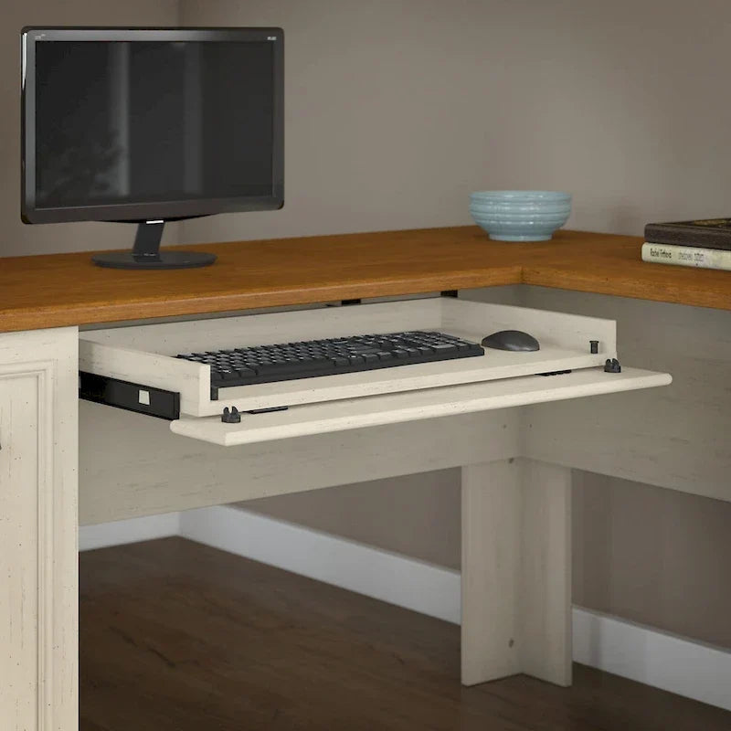 Bureau d'angle Fairview 60 W avec tiroirs et espaces de rangement de Bush Furniture