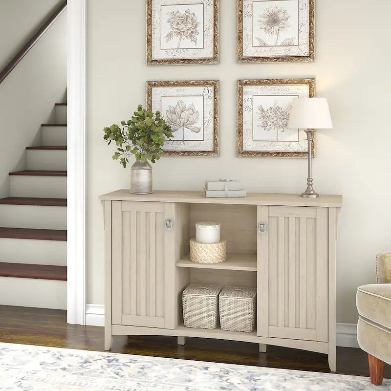 Meuble de rangement blanc antique avec portes - 46.22L x 12.76W x 29.96H - 46.22L x 12.76W x 29.96H