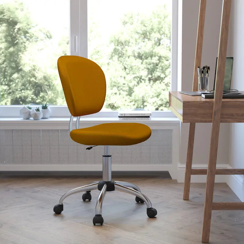 Chaise de bureau pivotante à roulettes, dossier mi-hauteur en maille filet, rembourrée, avec piètement chromé