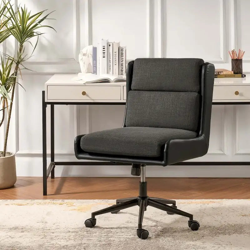 Fauteuil de bureau moderne pivotant et inclinable Siegfried avec revêtement souple amovible par HULALA HOME