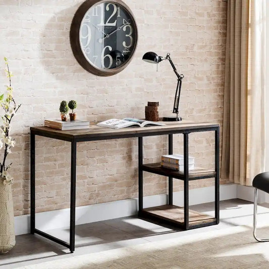 Bureau noir en bois recyclé